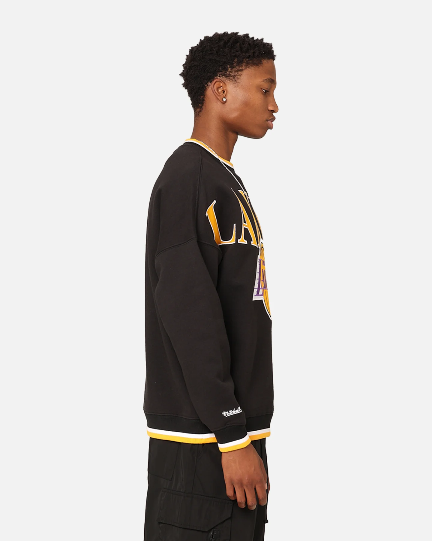 Mitchell & Ness Los Angeles Lakers Shooting Crewneck Black - Image 5