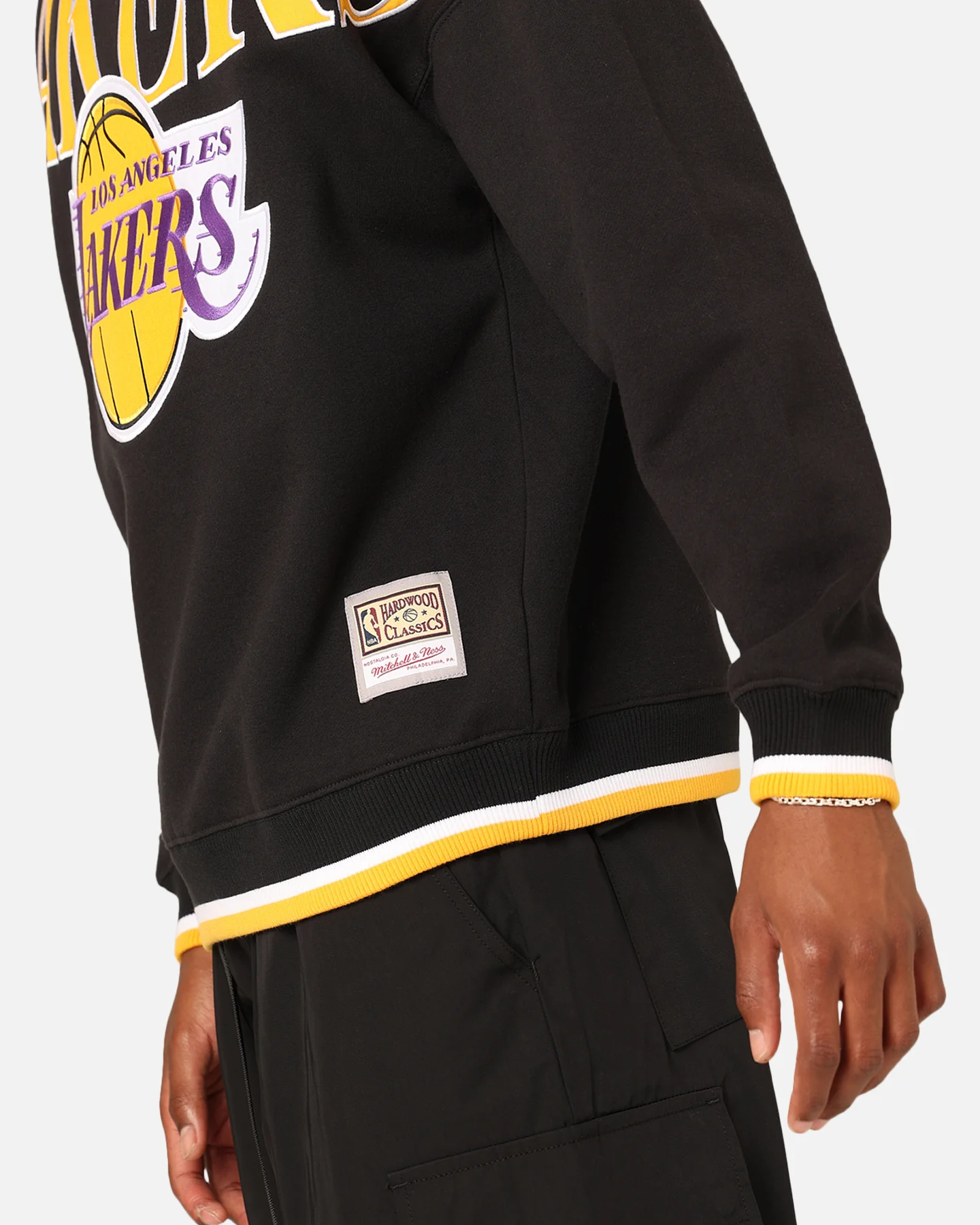 Mitchell & Ness Los Angeles Lakers Shooting Crewneck Black - Image 7