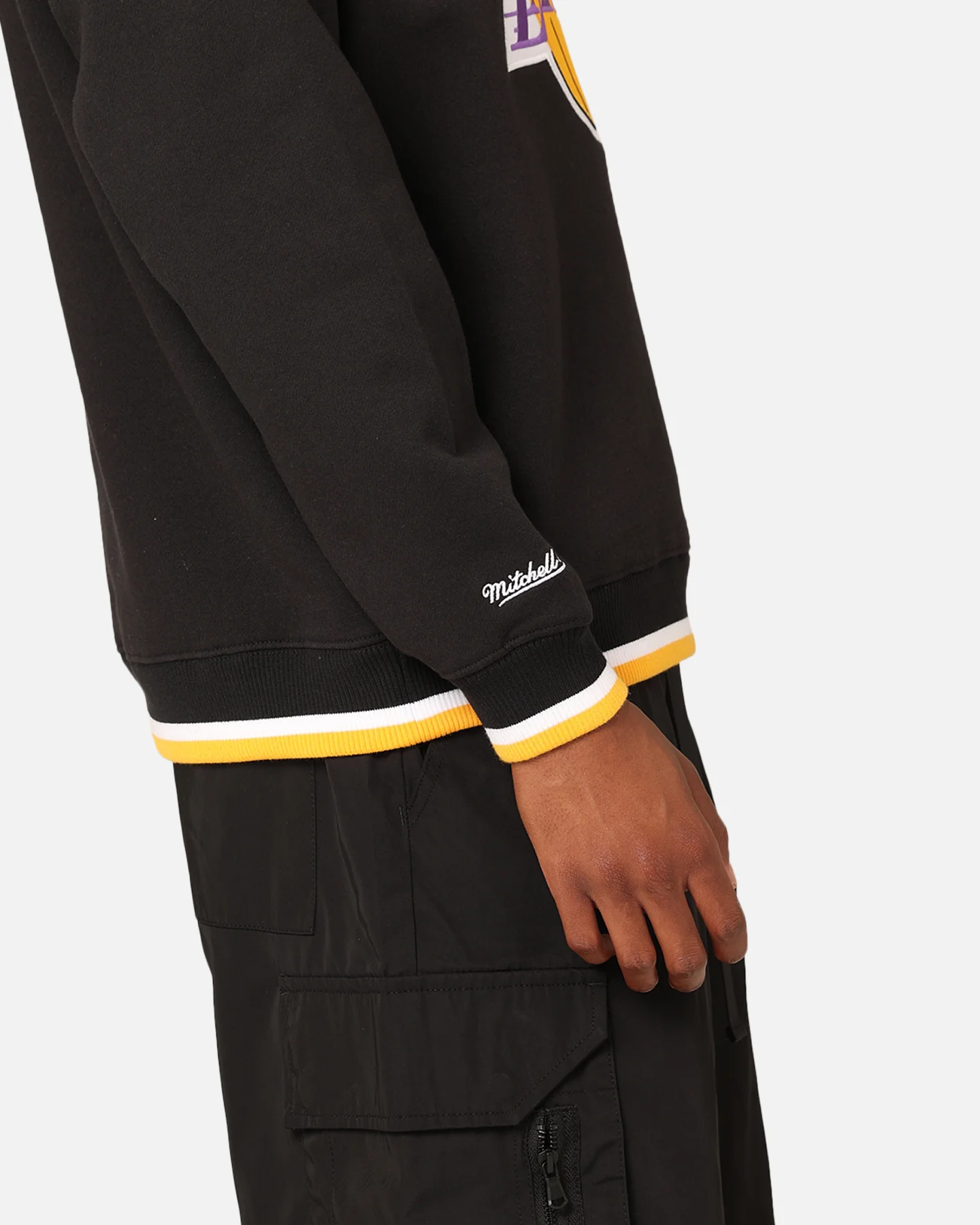 Mitchell & Ness Los Angeles Lakers Shooting Crewneck Black - Image 8