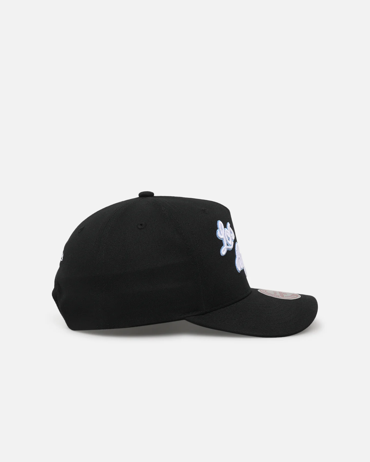 Mitchell & Ness Los Angeles Lakers Team Colour Wordmark MVP Snapback Black - Image 3