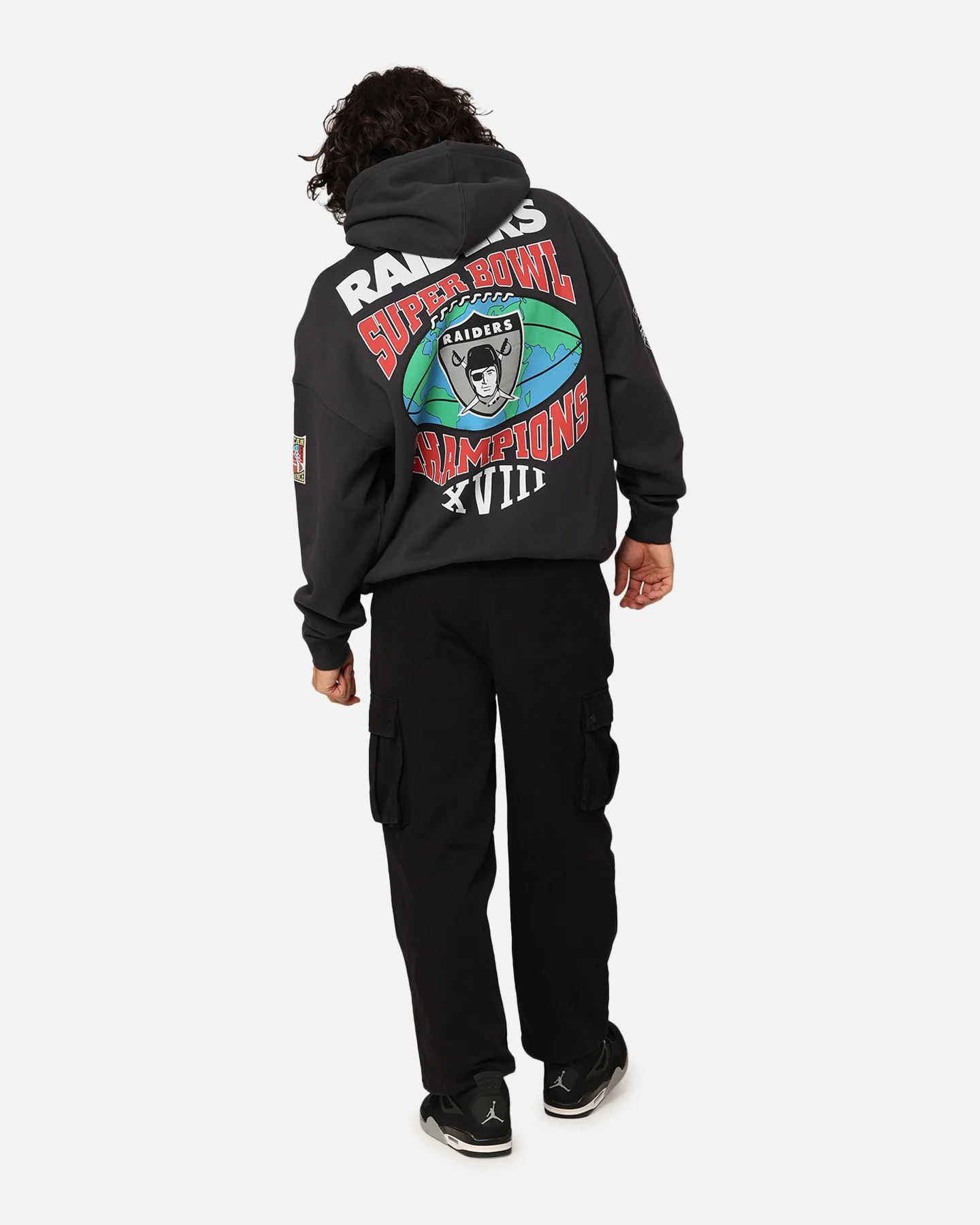 Mitchell & Ness Los Angeles Raiders Super Bowl World Hoodie Faded Black - Image 3