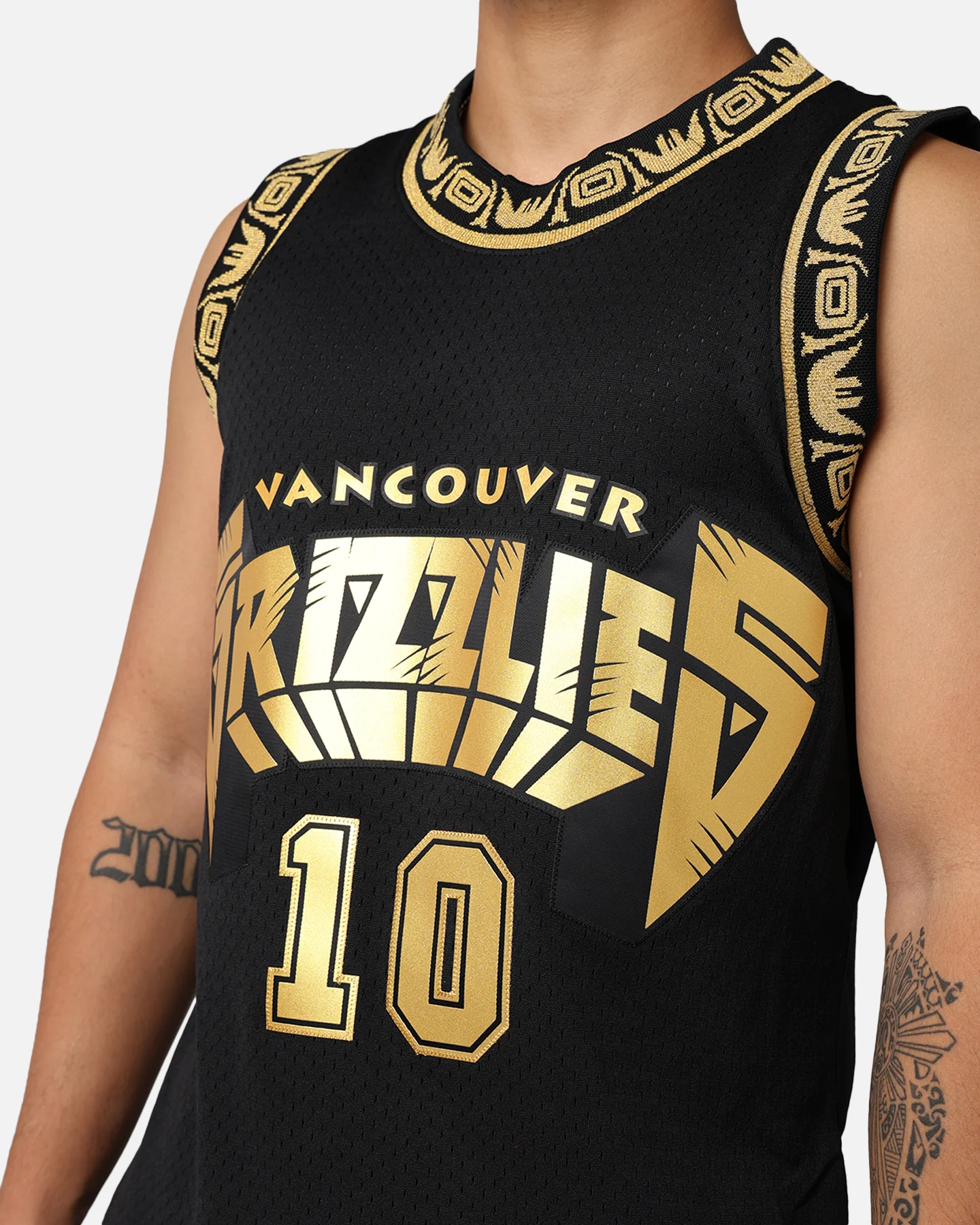 Mitchell & Ness Memphis Grizzlies Mike Bibby '98-99 Swingman Jersey Black/Gold - Image 9
