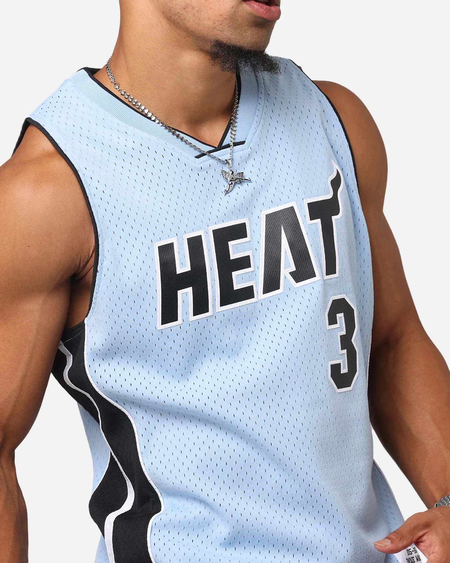 Mitchell & Ness Miami Heat Dwyane Wade 'Vapor Blue' Jersey Light Blue - Image 7