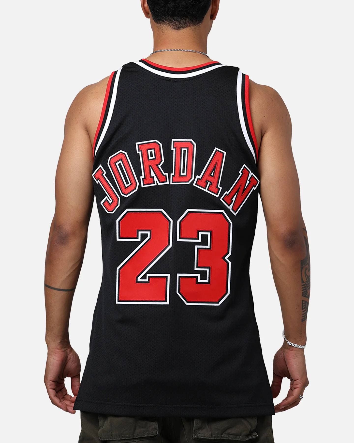 Mitchell & Ness Chicago Bulls Michael Jordan '97-'98 #23 Authentic NBA Jersey Black - Image 2