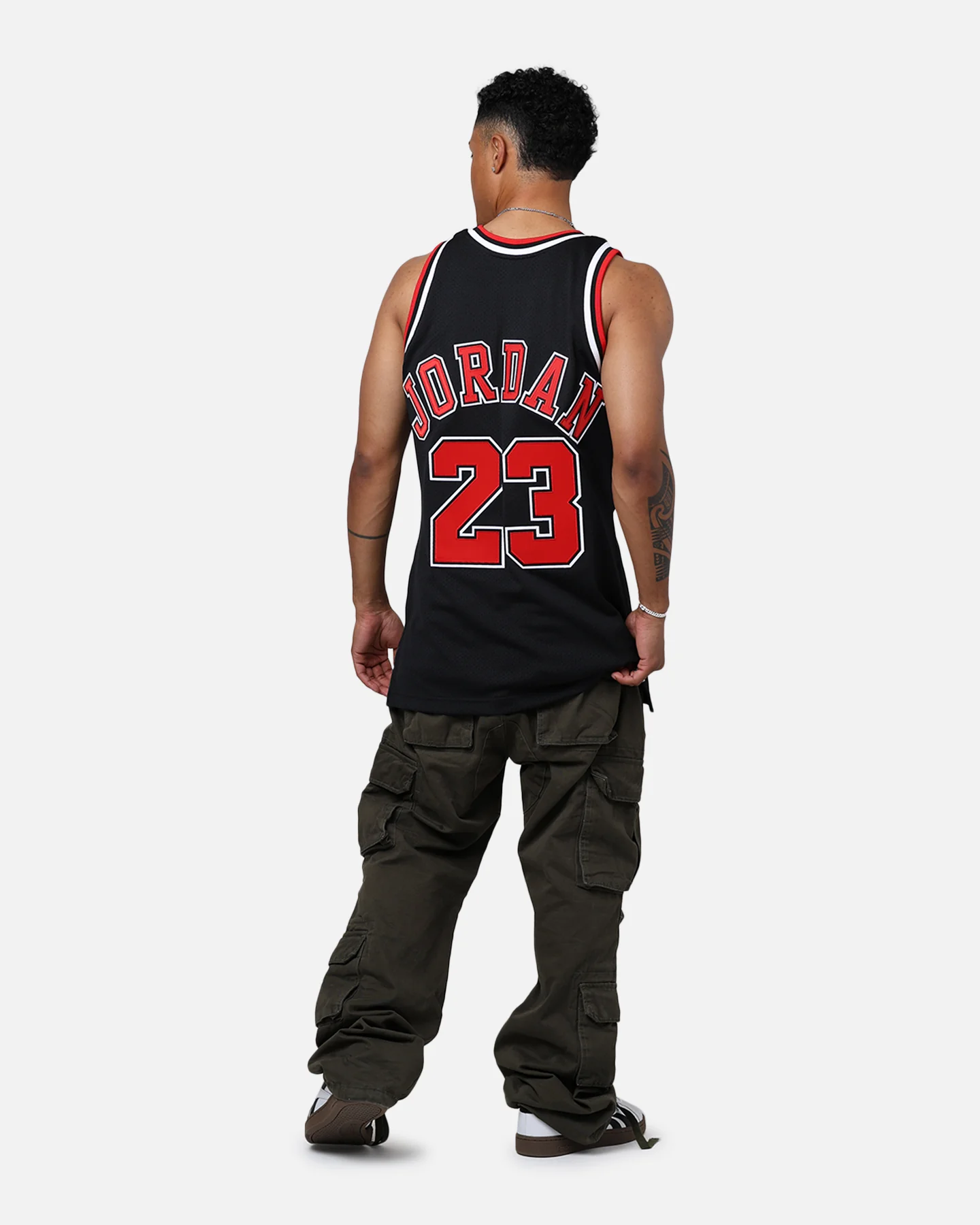 Mitchell & Ness Chicago Bulls Michael Jordan '97-'98 #23 Authentic NBA Jersey Black - Image 6