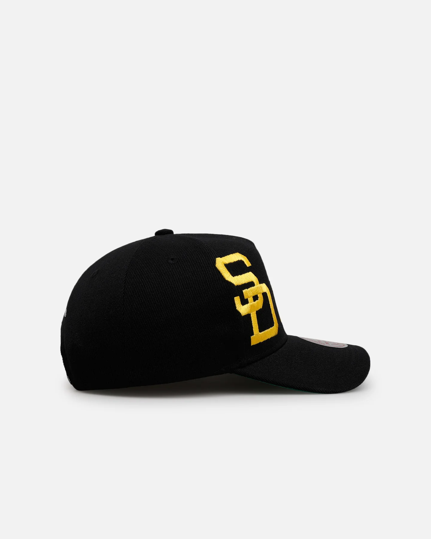 Mitchell & Ness San Diego Padres 'Busted' Pro Pinch Snapback Black - Image 3