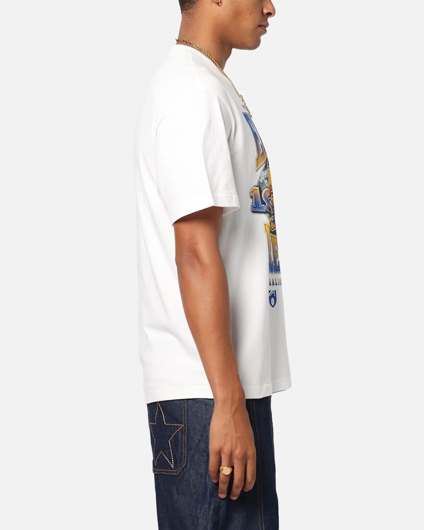 Mitchell & Ness West Coast Eagles  Mascot T-Shirt Vintage White - Image 4