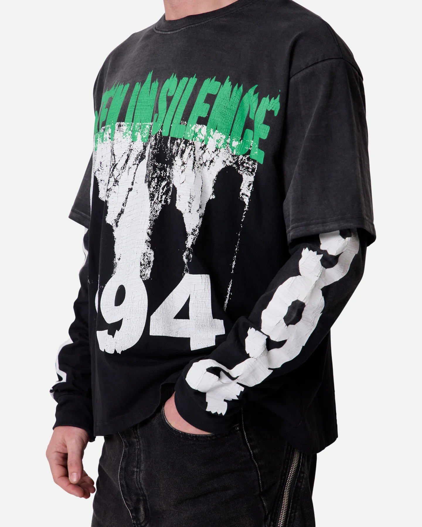 MNML Listen In Silence Long Sleeve T-Shirt Black - Image 6