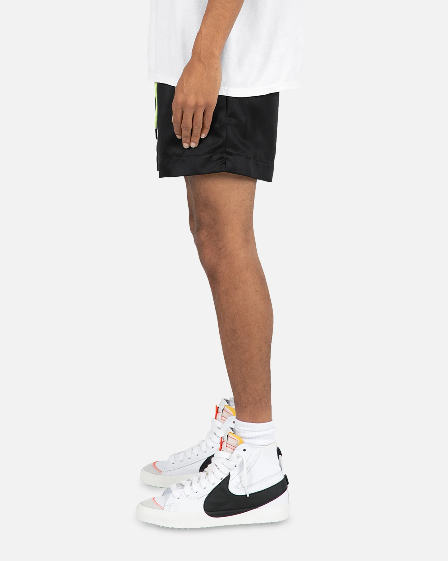 MNML Summer Shorts Black - Image 3