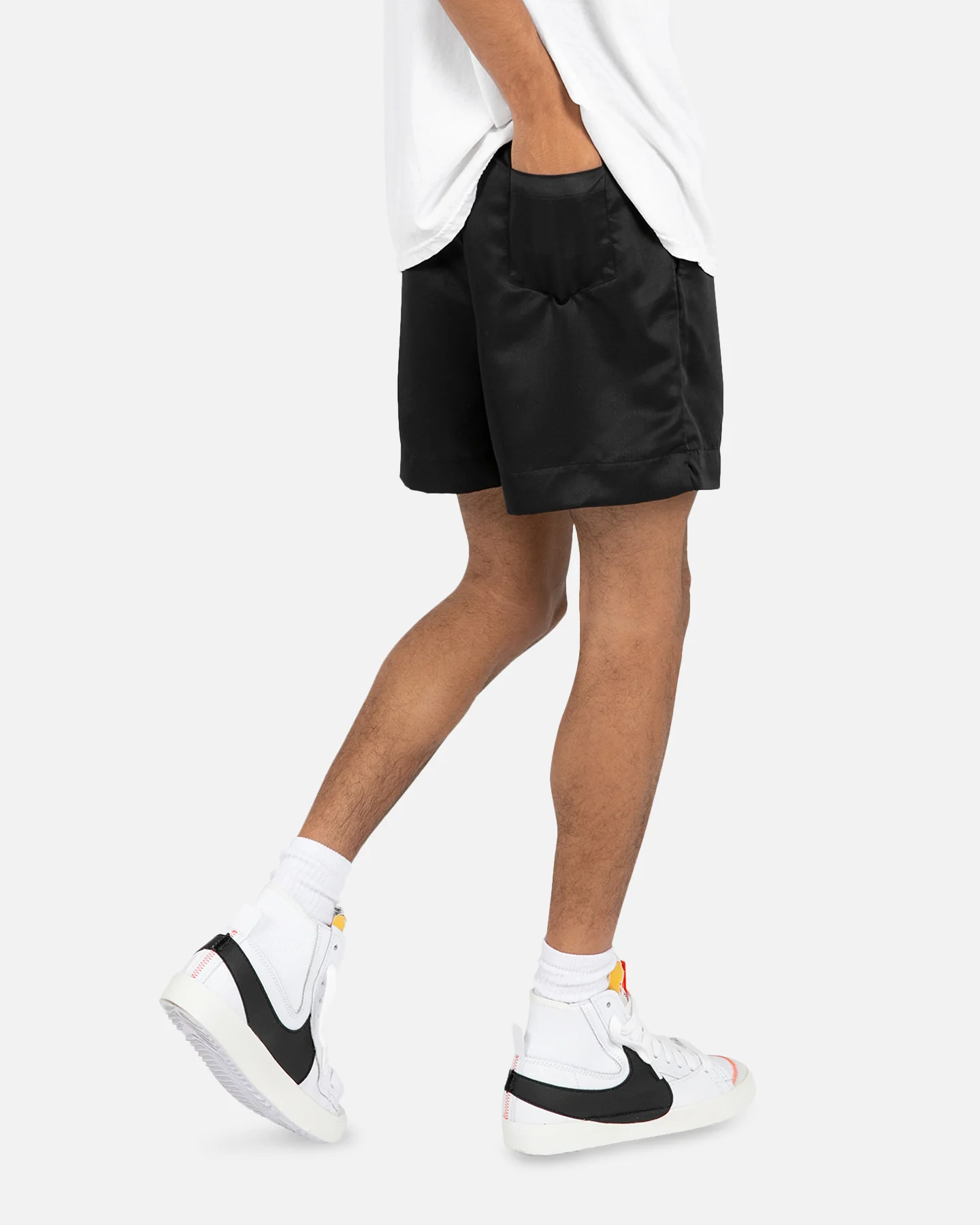 MNML Summer Shorts Black - Image 5