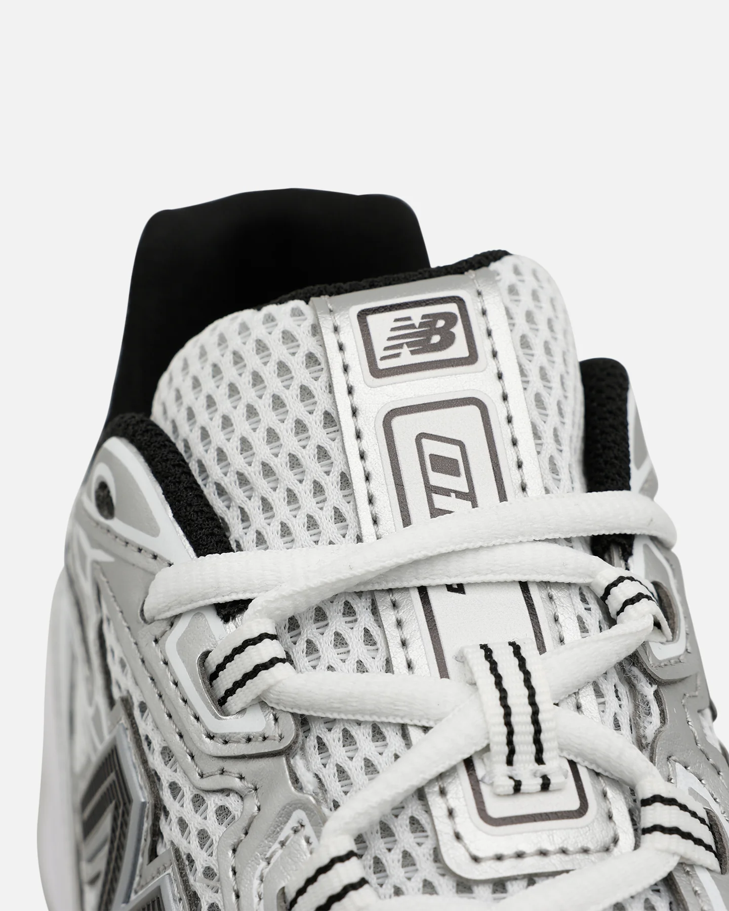 New Balance 740 Silver/Black - Image 6