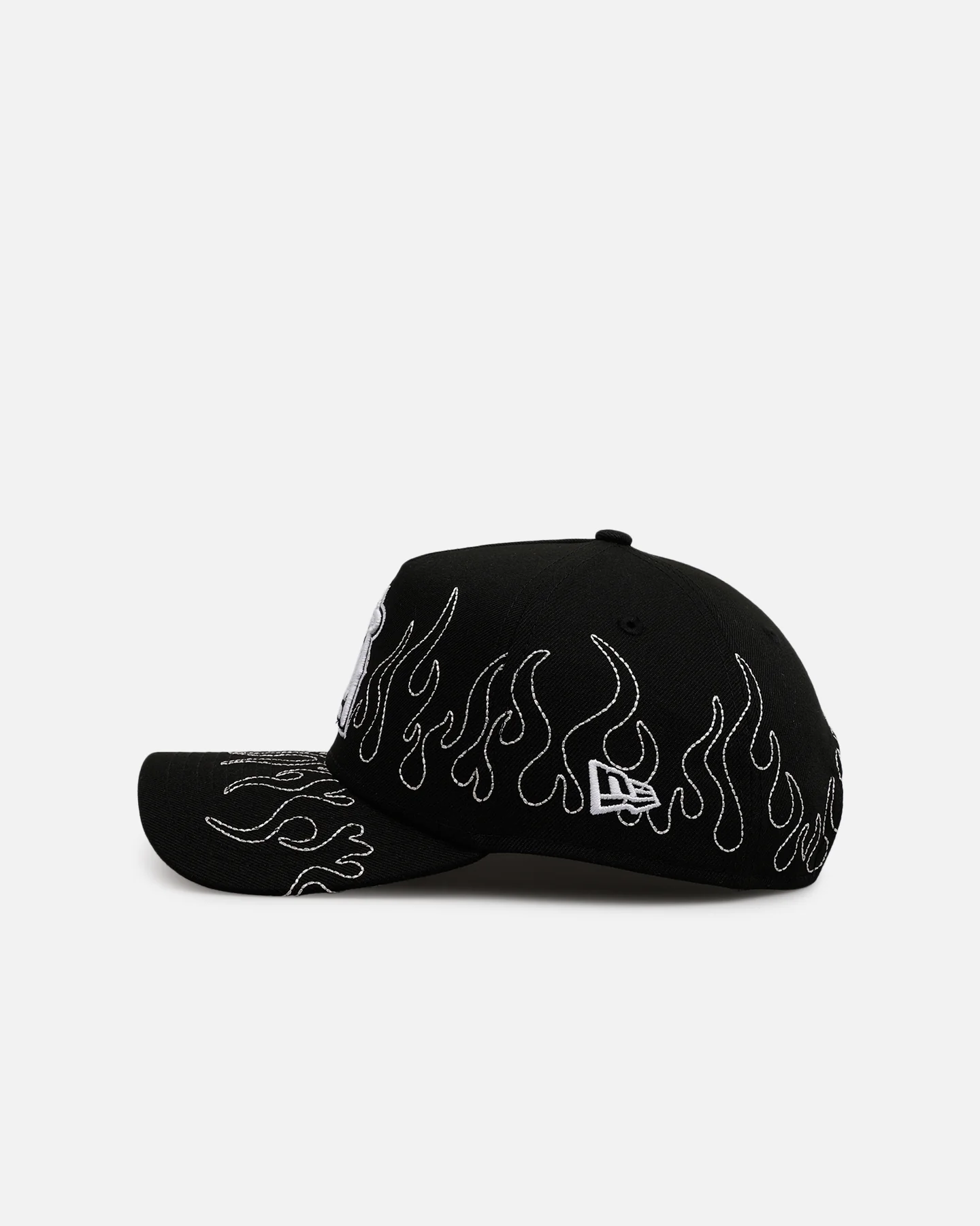New Era Anaheim Angels 'Outline Flames' 9FORTY A-Frame Snapback Black - Image 4