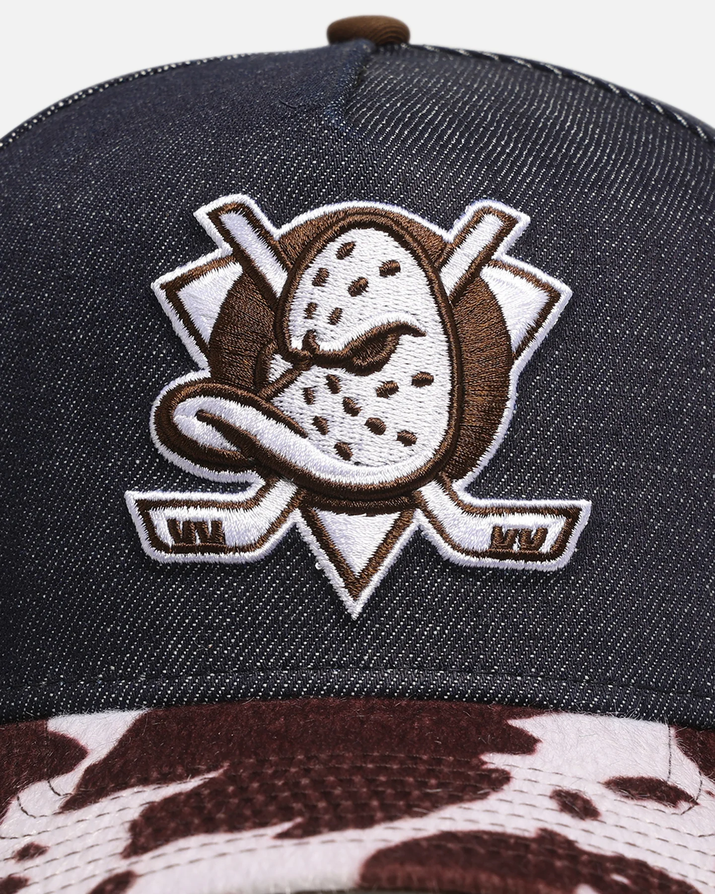 New Era Anaheim Ducks 'Denim Cowhide' 9FORTY A-Frame Snapback Navy - Image 5