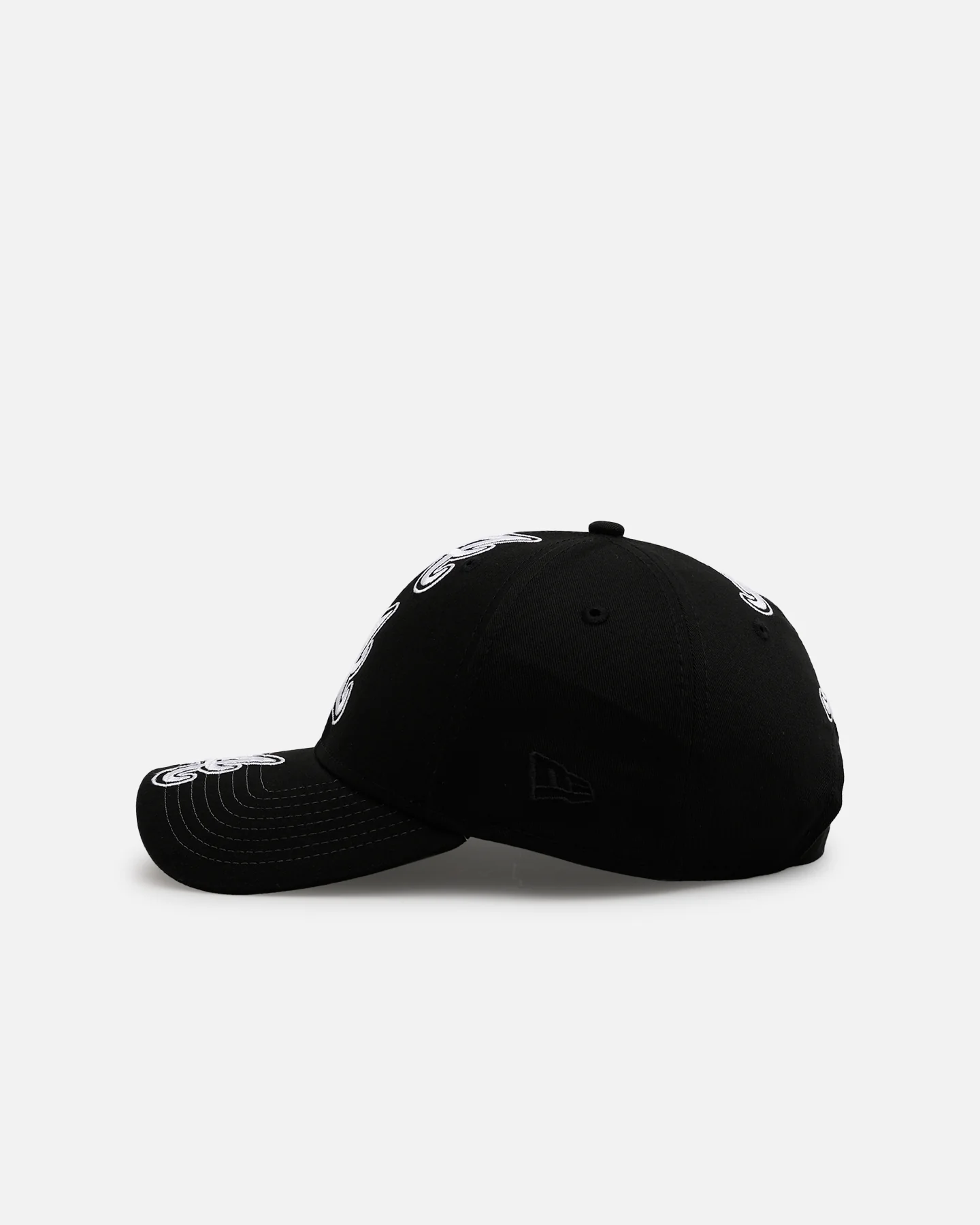 New Era Atlanta Braves 'Spine' 9FORTY A-Frame Strapback Black/White - Image 4