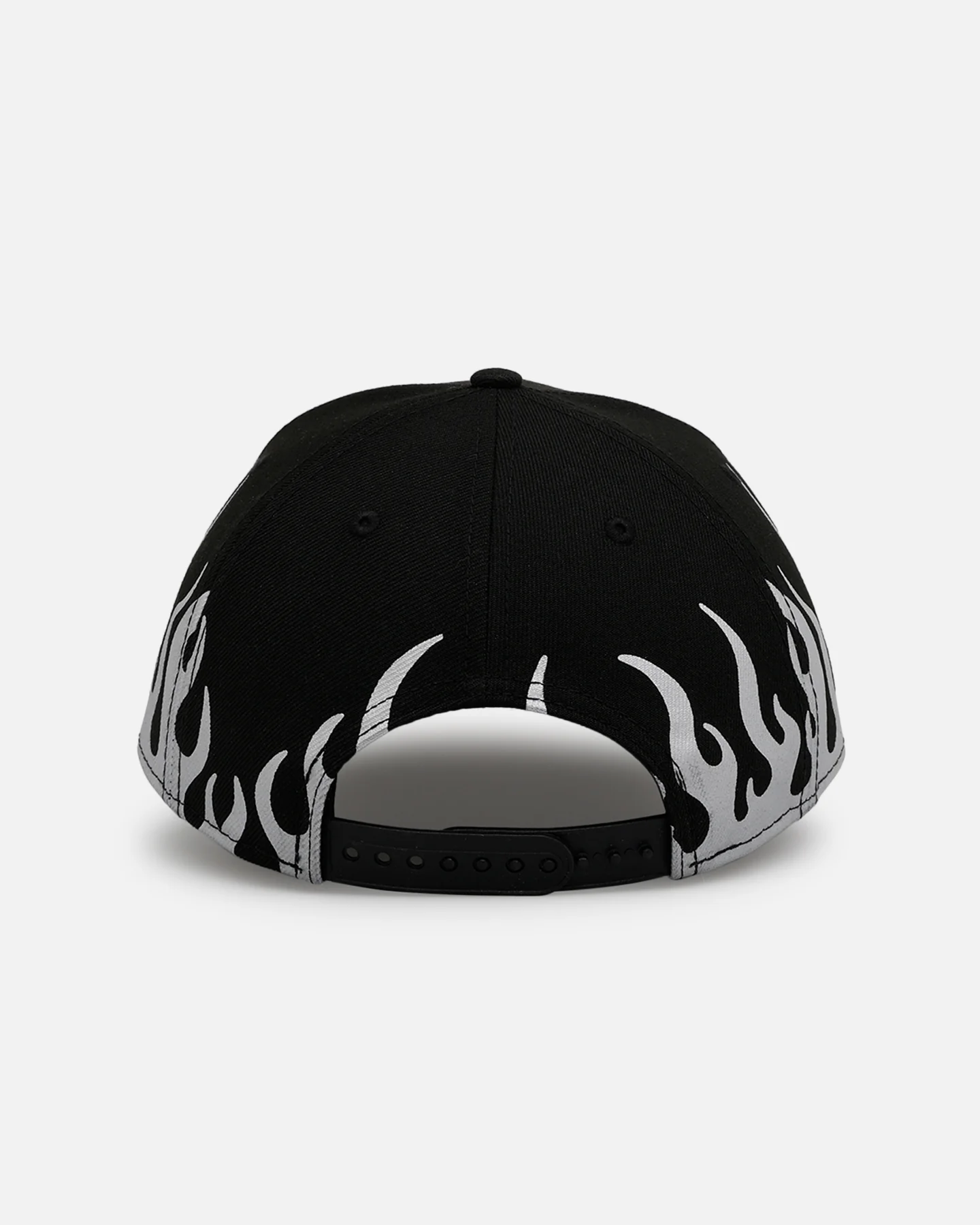 New Era Baltimore Orioles 'Metallic Flames' 9FORTY A-Frame Snapback Black/Silver - Image 2