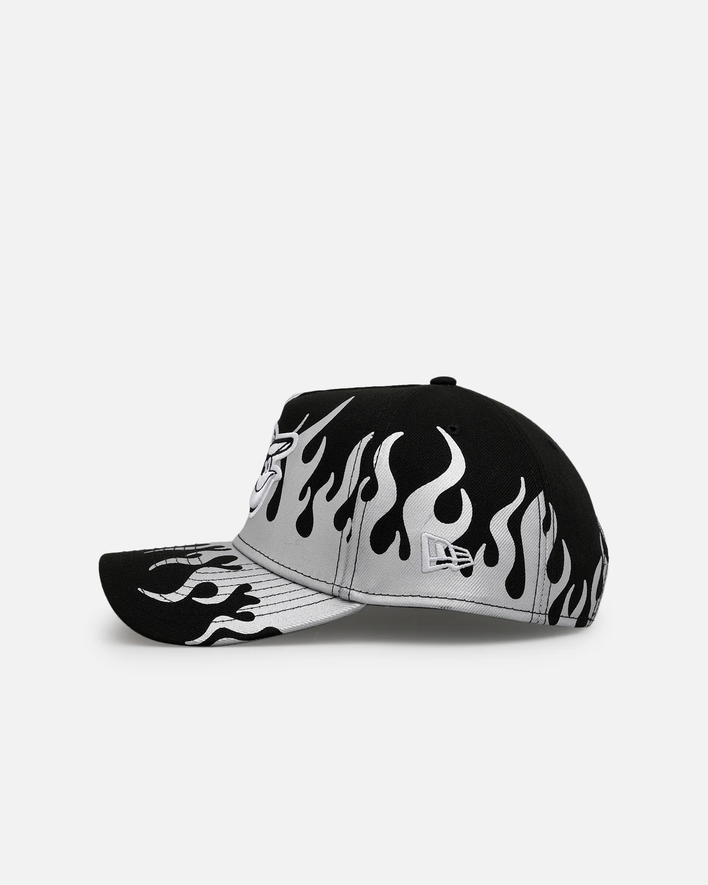 New Era Baltimore Orioles 'Metallic Flames' 9FORTY A-Frame Snapback Black/Silver - Image 4