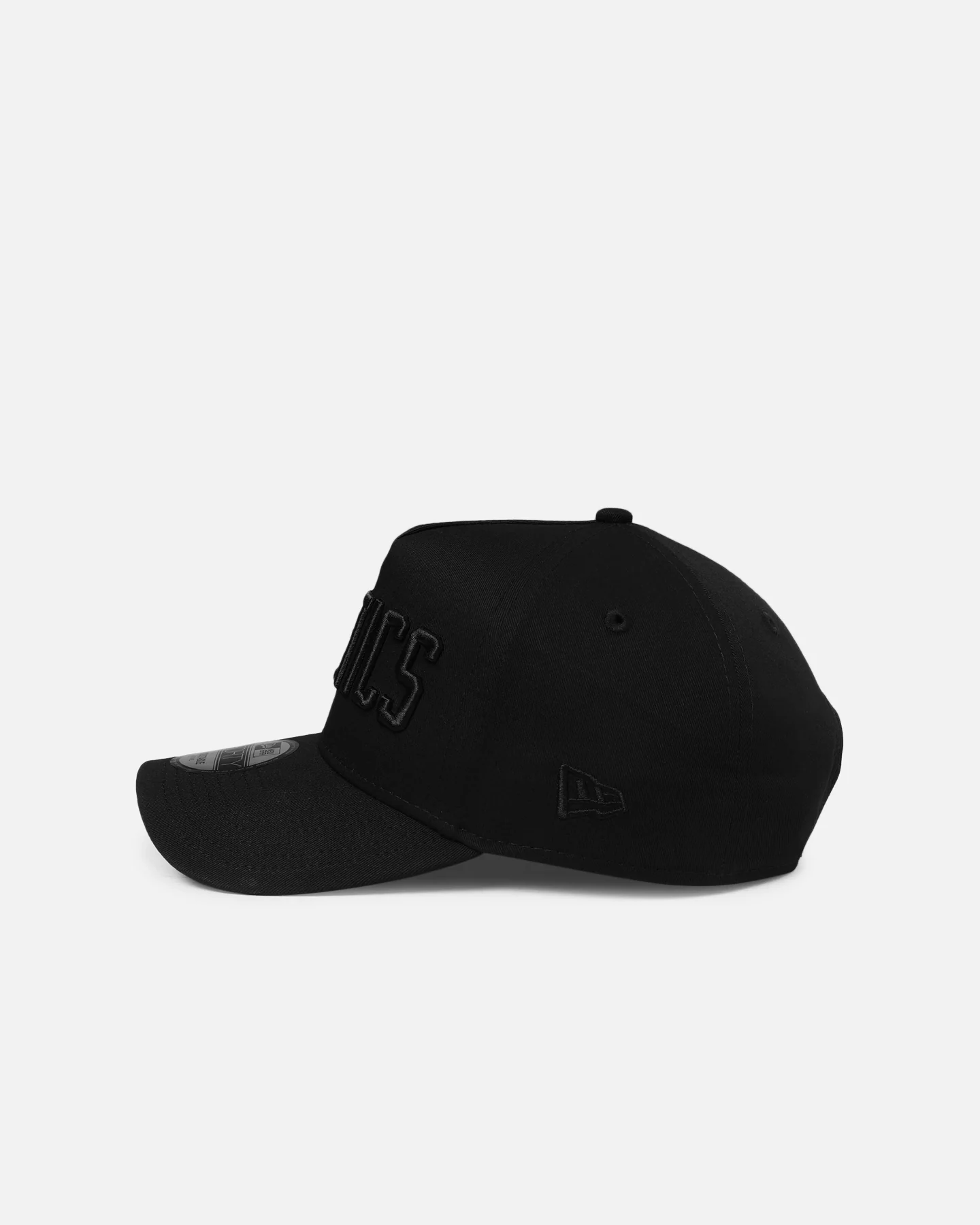 New Era Boston Celtics 'NBA Black On Black' 9FORTY A-Frame Snapback Black - Image 4