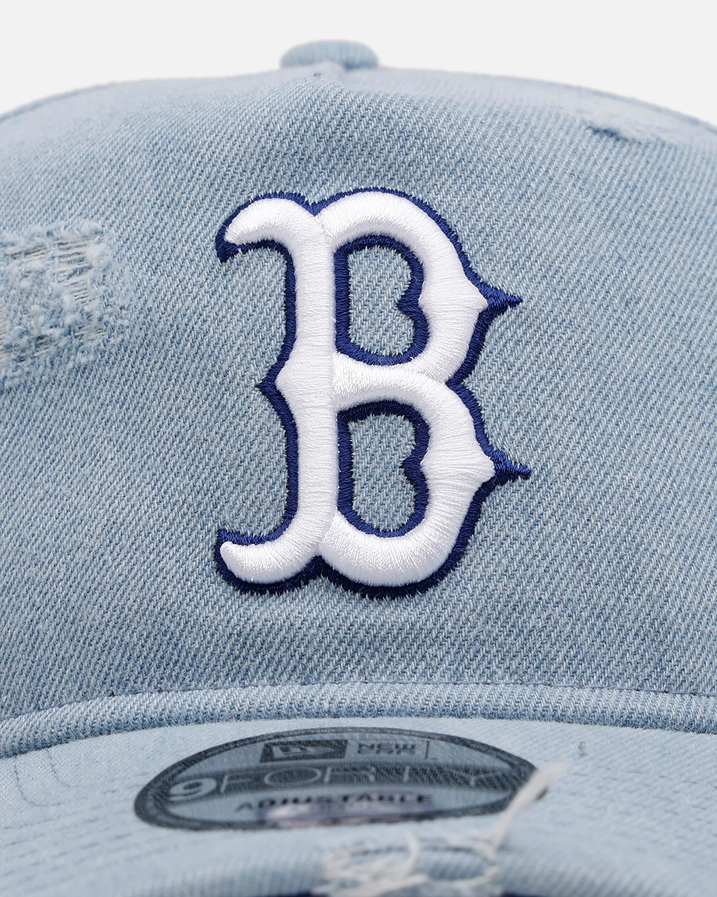 New Era Boston Red Sox 'Distressed Denim' 9FORTY A-Frame Snapback Light Wash Denim - Image 5