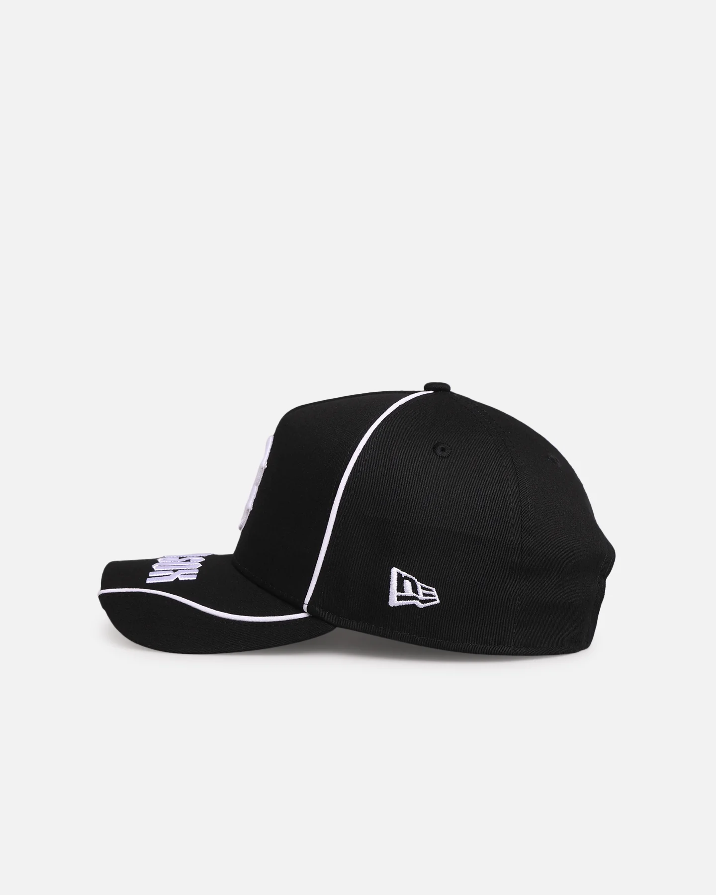 New Era Boston Red Sox 'Piping' 9FORTY A-Frame Snapback Black/White - Image 4