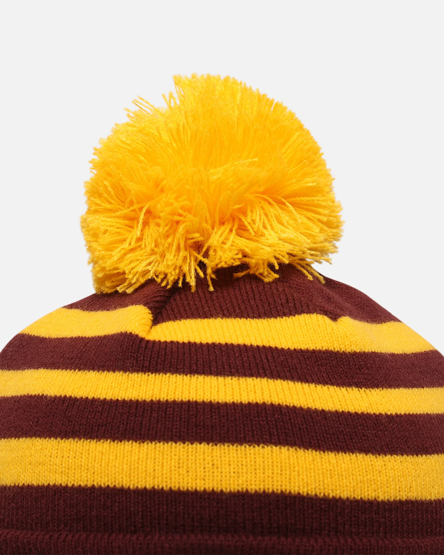New Era Brisbane Broncos 'NRL 2025 Collection' Knitted Badged Beanie Official Team Colour - Image 6