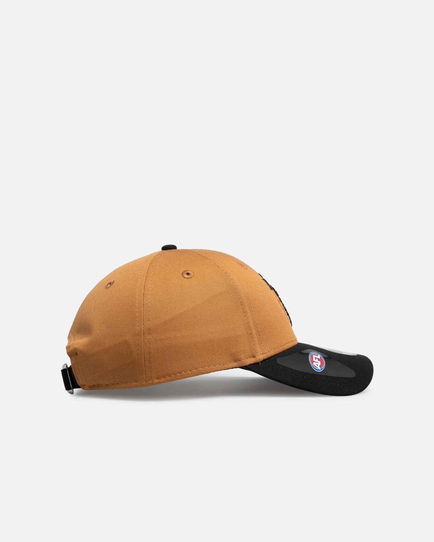 New Era Brisbane Lions 'AFL 2026' 9FORTY Strapback Med Beige - Image 3