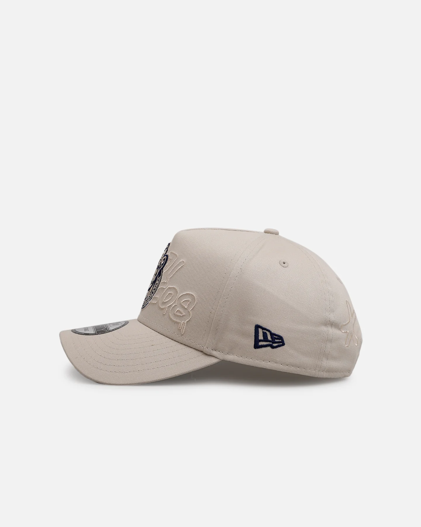 New Era C.D. Guadalajara 'Mexico Spring Delivery' 9FORTY A-Frame Snapback Chrome - Image 4