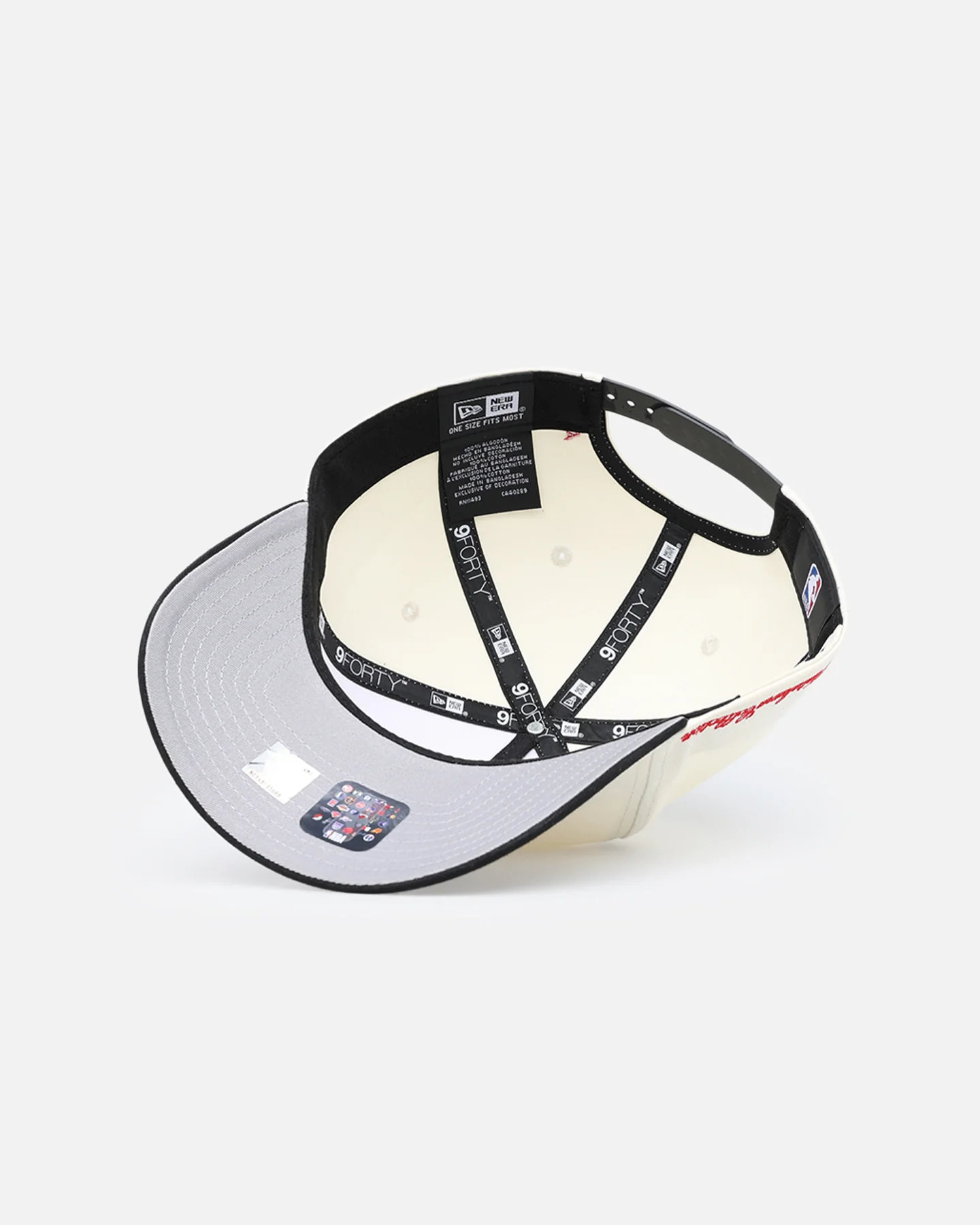 New Era Chicago Bulls 'NBA X Hyperfly' 9FORTY A-Frame Snapback Chrome White - Image 6