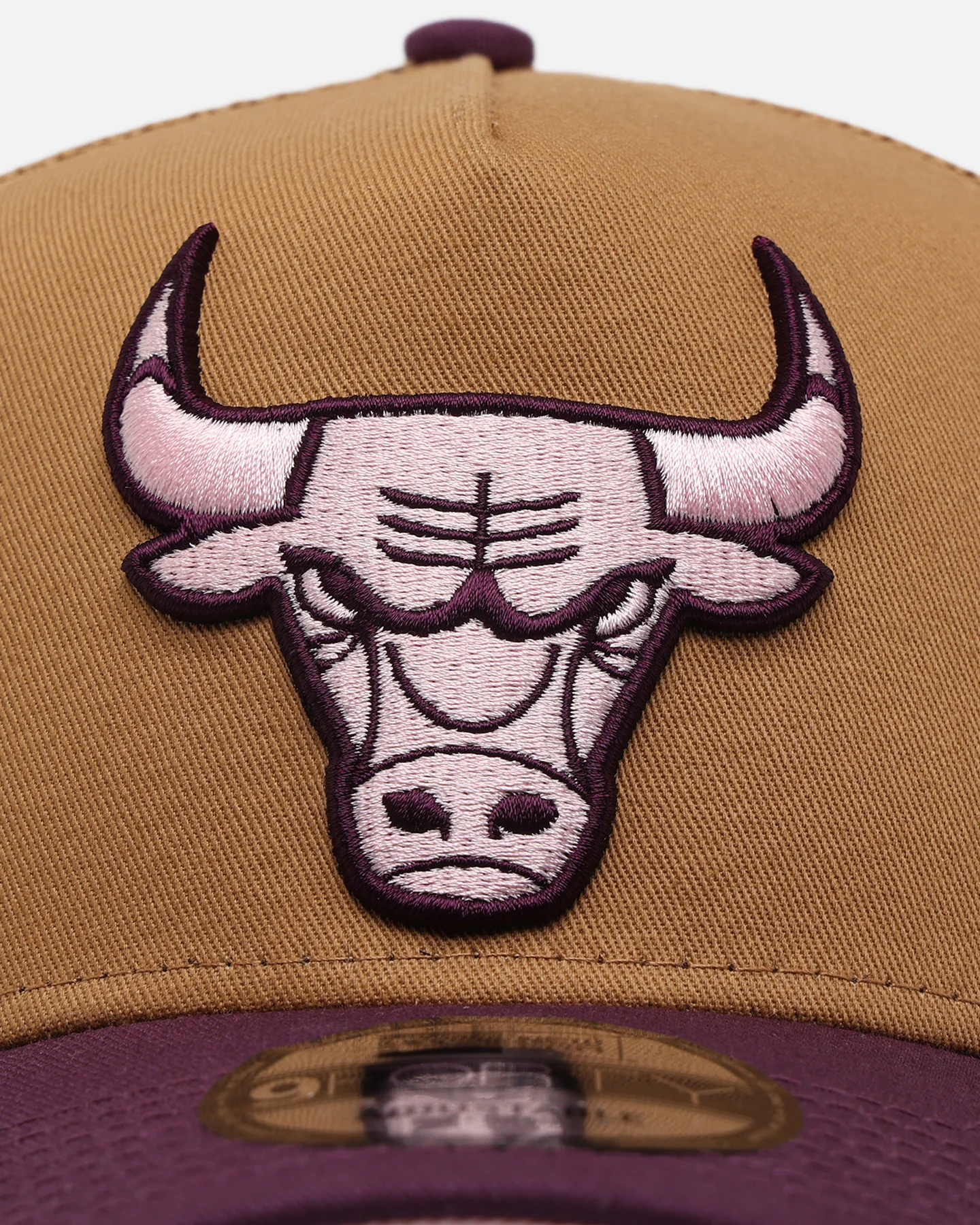 New Era Chicago Bulls 'Rustic Rose' 9FORTY A-Frame Trucker Snapback Wheat - Image 5
