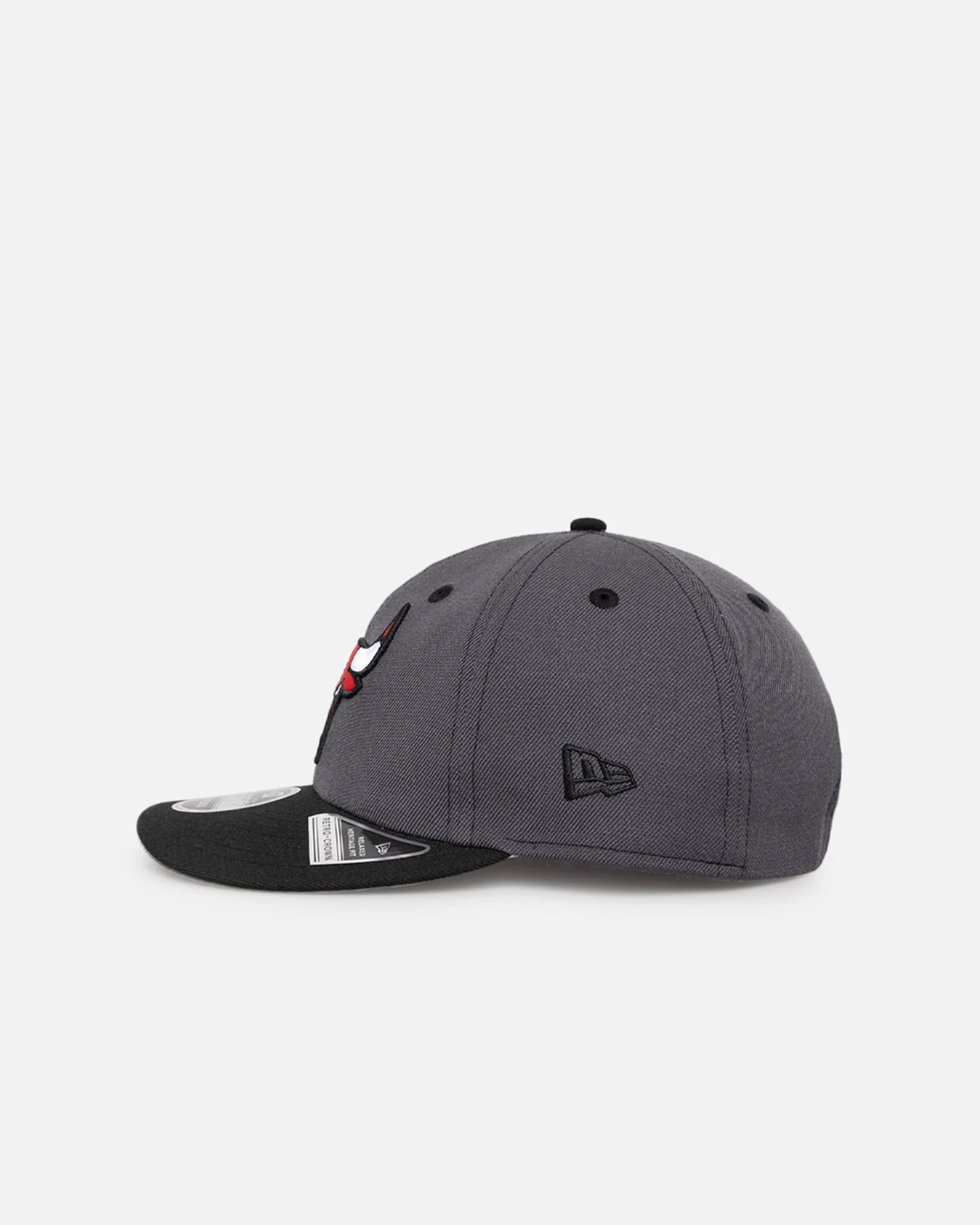 New Era Chicago Bulls 'Woollen Shades' 9FIFTY High Crown Strapback OTC - Image 4