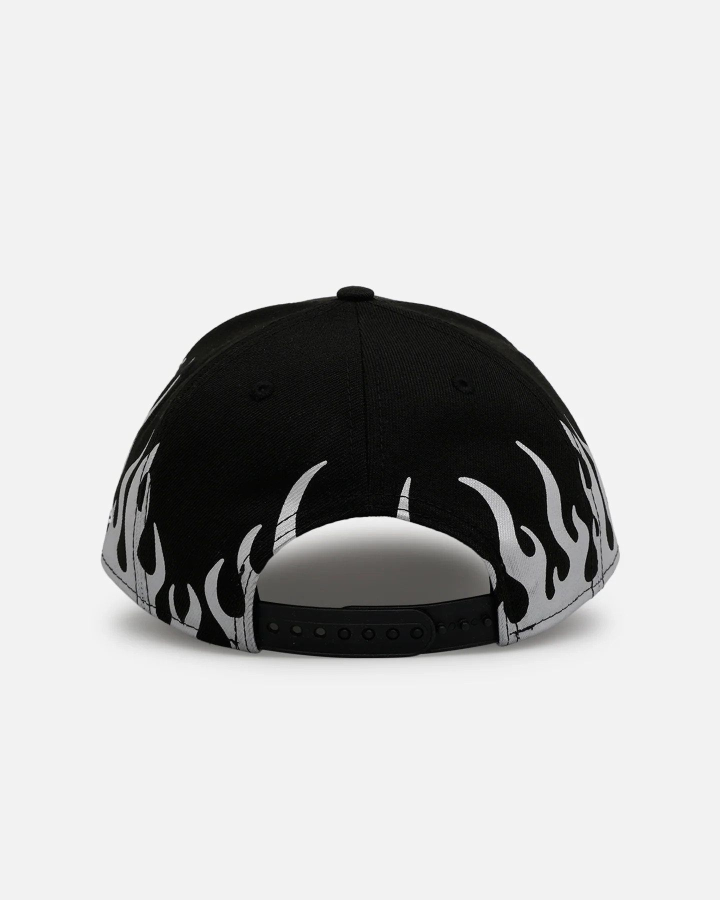New Era Chicago Cubs 'Metallic Flames' 9FORTY A-Frame Snapback Black/Silver - Image 2