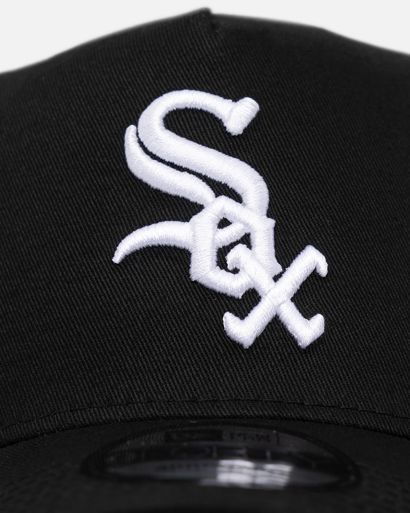 New Era Chicago White Sox 'Black/White' 9FORTY A-Frame Snapback Black/White - Image 5