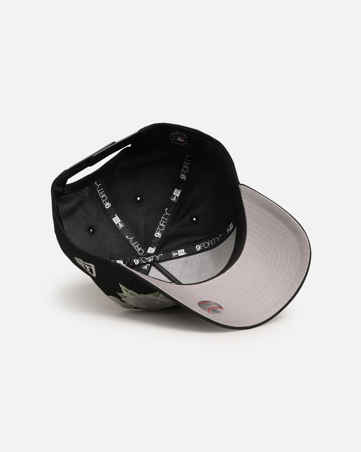 New Era Chicago White Sox 'Glow Rose' 9FORTY A-Frame Snapback Black - Image 7