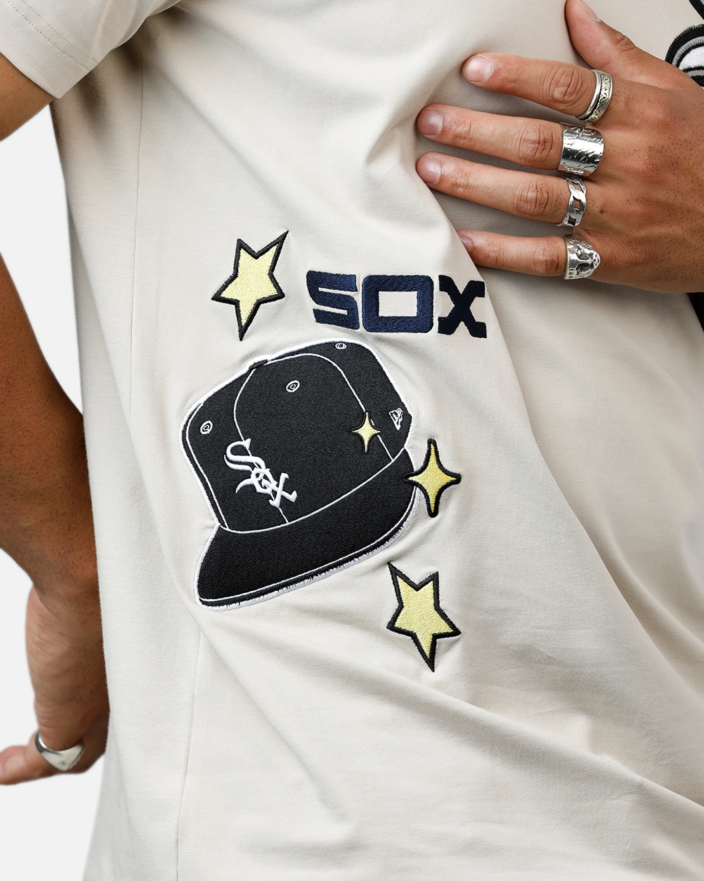 New Era Chicago White Sox 'Logo Select' Summer T-Shirt Stone - Image 7