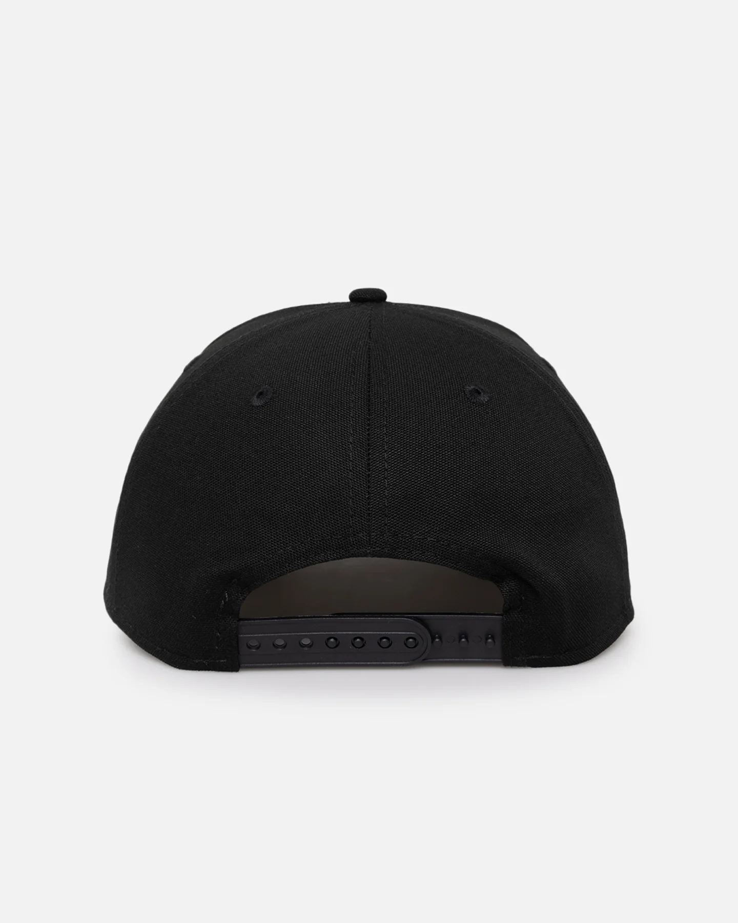 New Era Chicago White Sox 'Military Patch' Pre-Curved Golfer Snapback Black - Image 3