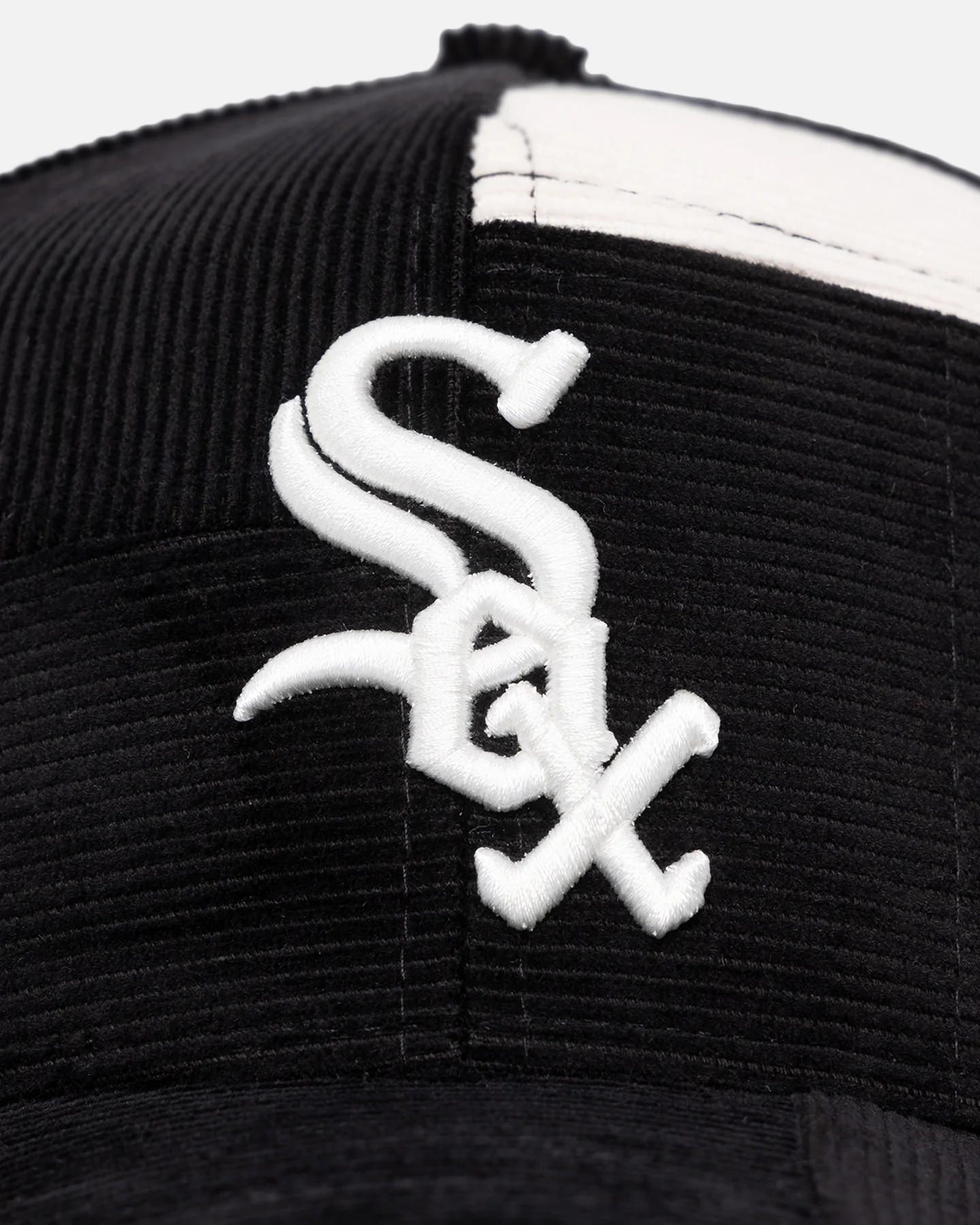 New Era Chicago White Sox 'Patchwork Corduroy' 9FORTY A-Frame Snapback Black/Cream - Image 6