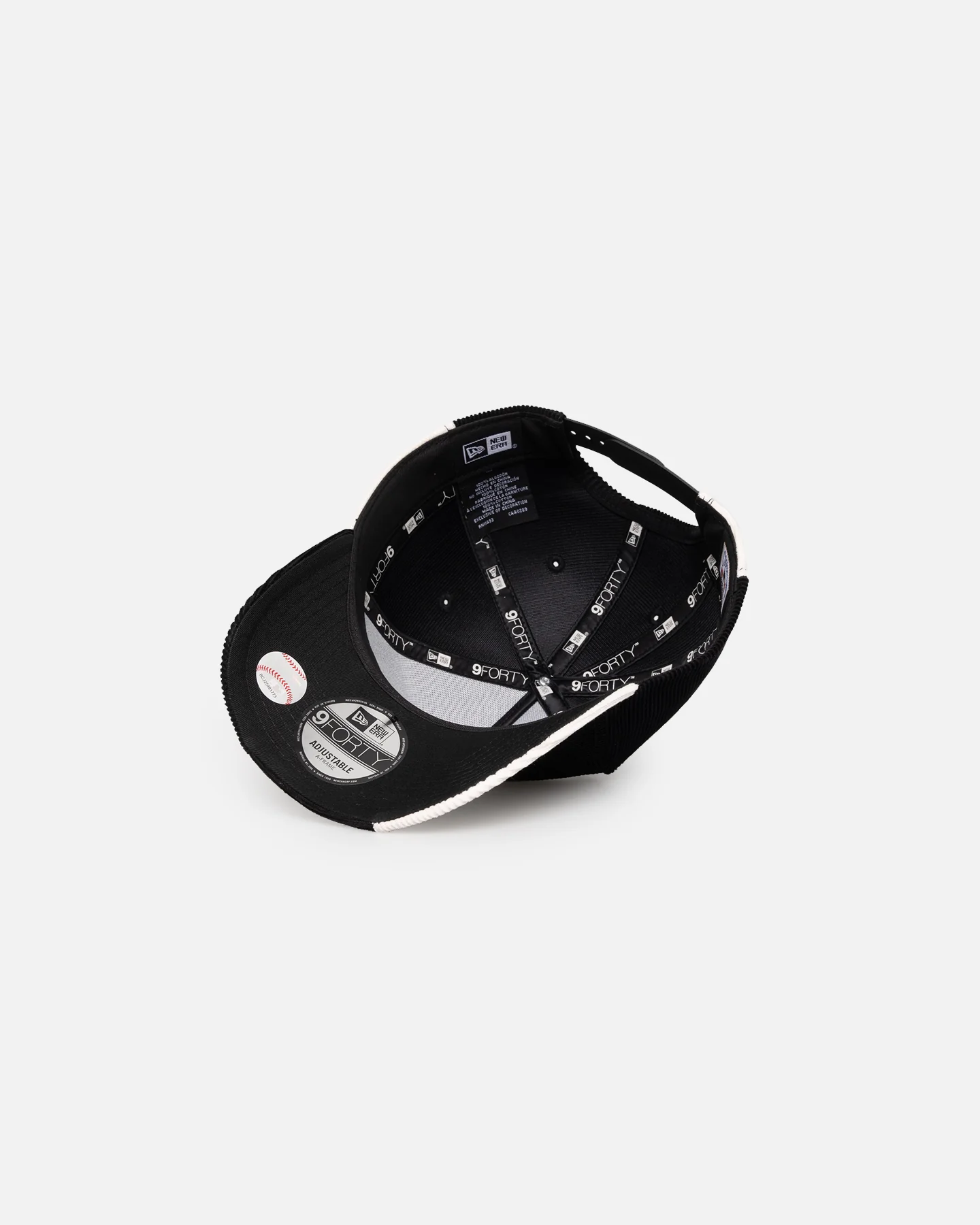 New Era Chicago White Sox 'Patchwork Corduroy' 9FORTY A-Frame Snapback Black/Cream - Image 7