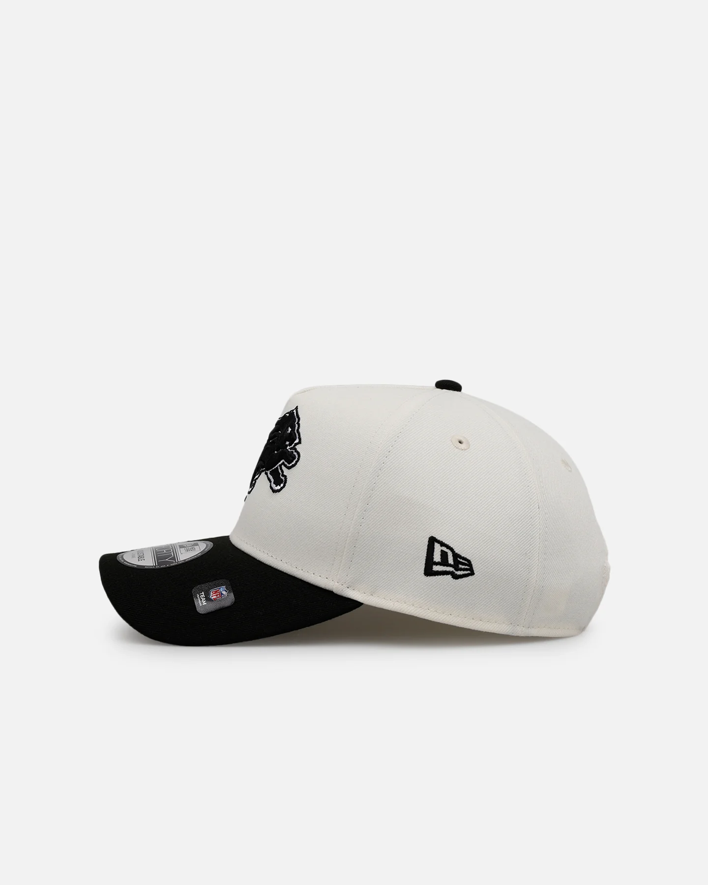 New Era Detroit Lions 'Chrome Black' 9FORTY A-Frame Snapback Chrome/Black - Image 4