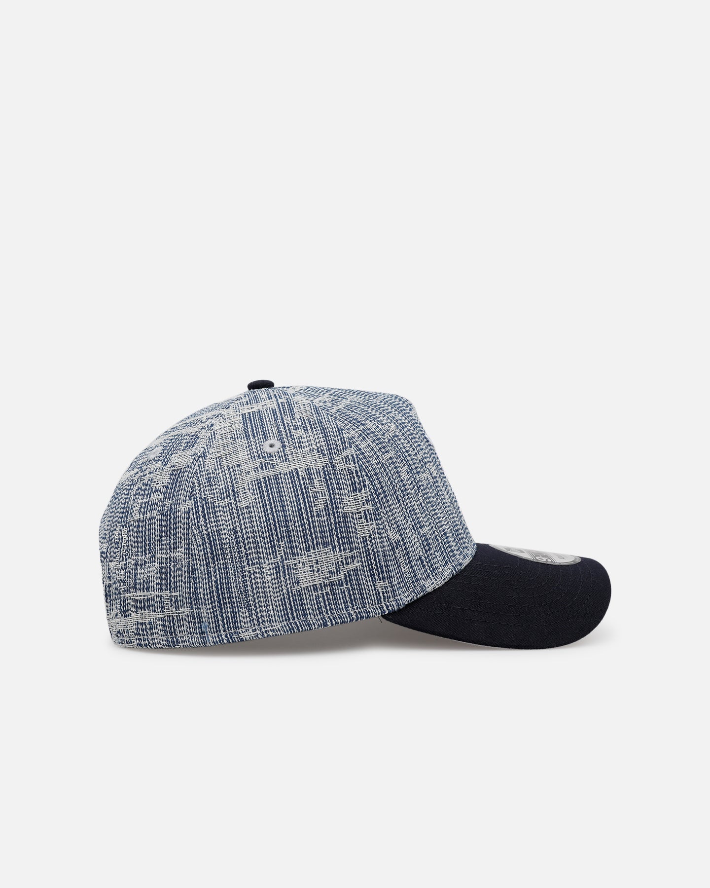 New Era Detroit Tigers 'Two Tone Denim' 9FORTY A-Frame Snapback Denim - Image 3
