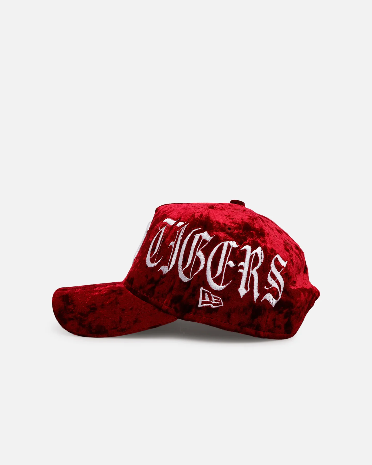 New Era Detroit Tigers 'Velvet Gothic Script' 9FORTY A-Frame Snapback Maroon - Image 5