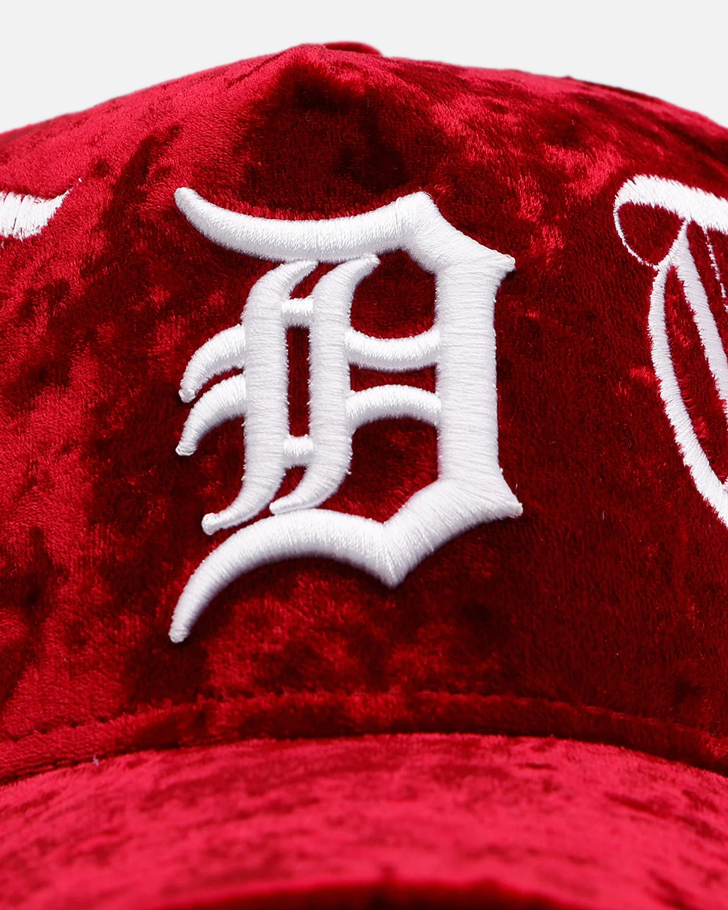 New Era Detroit Tigers 'Velvet Gothic Script' 9FORTY A-Frame Snapback Maroon - Image 6