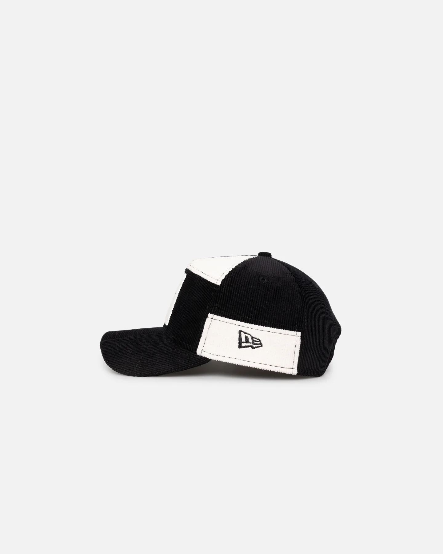 New Era Houston Astros 'Patchwork Corduroy' 9FORTY A-Frame Snapback Black/Cream - Image 5