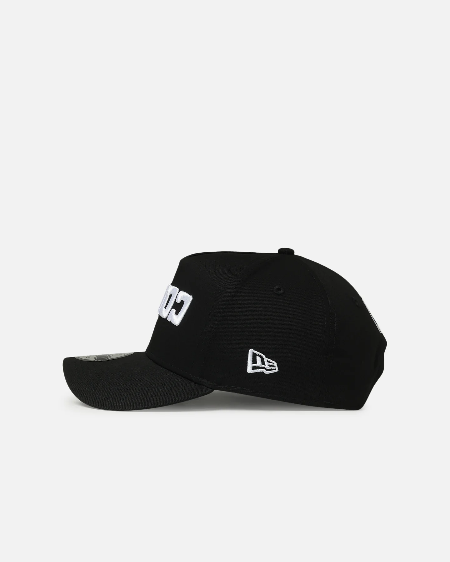 New Era Indianapolis Colts 'Upside Down Logo' 9FORTY A-Frame Snapback Black - Image 4
