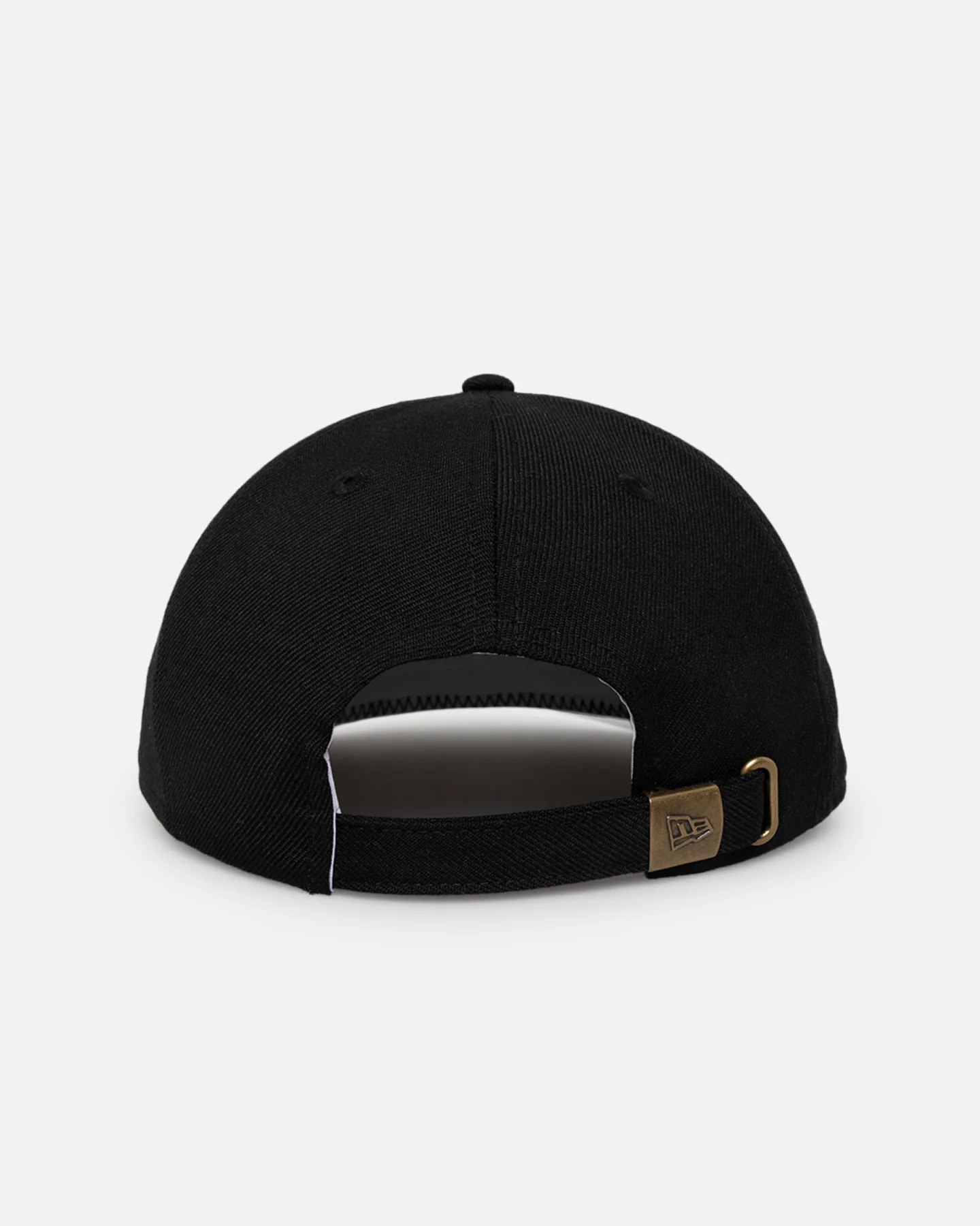 New Era Las Vegas Raiders 'Retro Crown Classic' 9FIFTY Retro Crown Strapback Black - Image 2