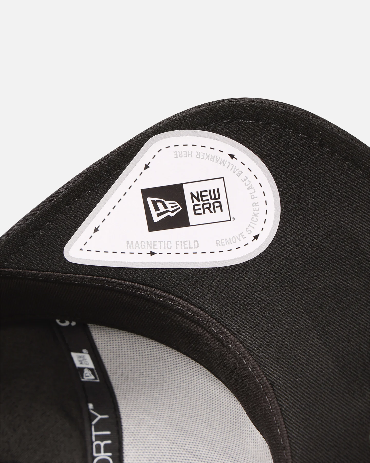 New Era Las Vegas Raiders 'Golf Pack Prolite' 9FORTY A-Frame Snapback Black - Image 8