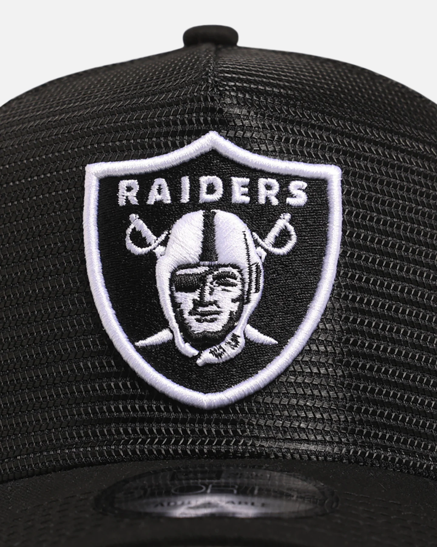 New Era Las Vegas Raiders 'Polychromatic Mesh' 9FORTY A-Frame Snapback Black/White - Image 5