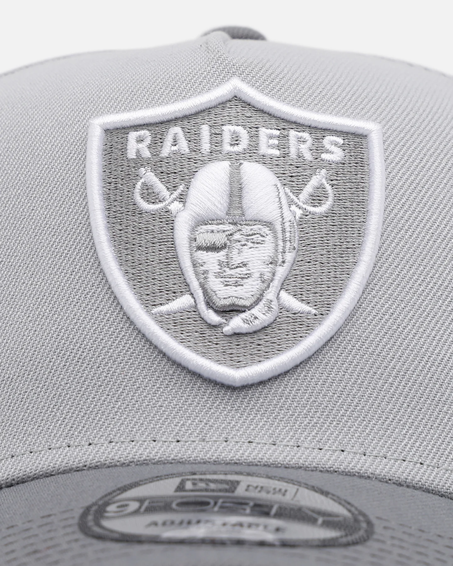 New Era Las Vegas Raiders 'Smoke' 9FORTY A-Frame Snapback Smoke - Image 5