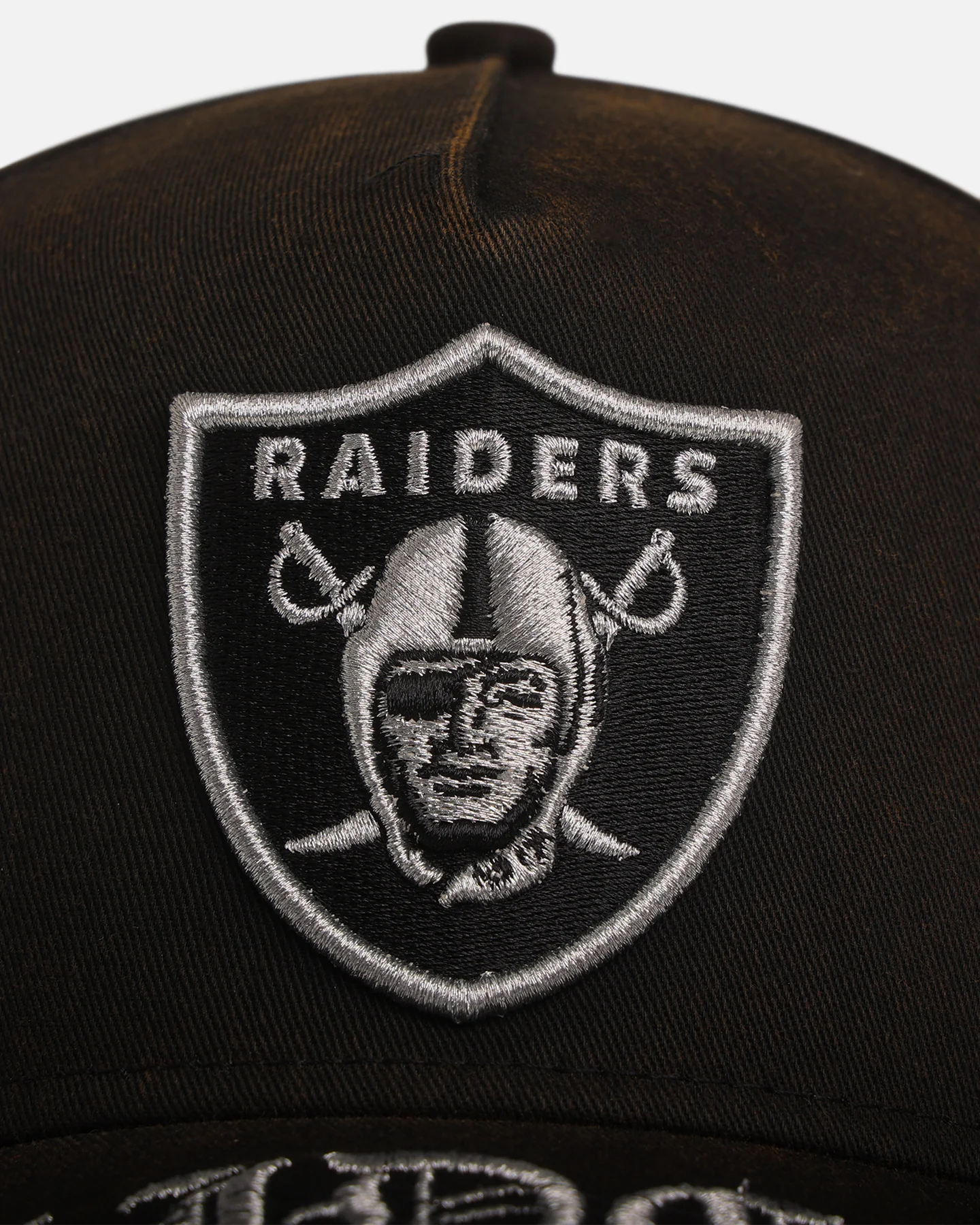 New Era Las Vegas Raiders 'Washed Gothic Visor' 9OFRTY A-Frame Snapback Black - Image 5