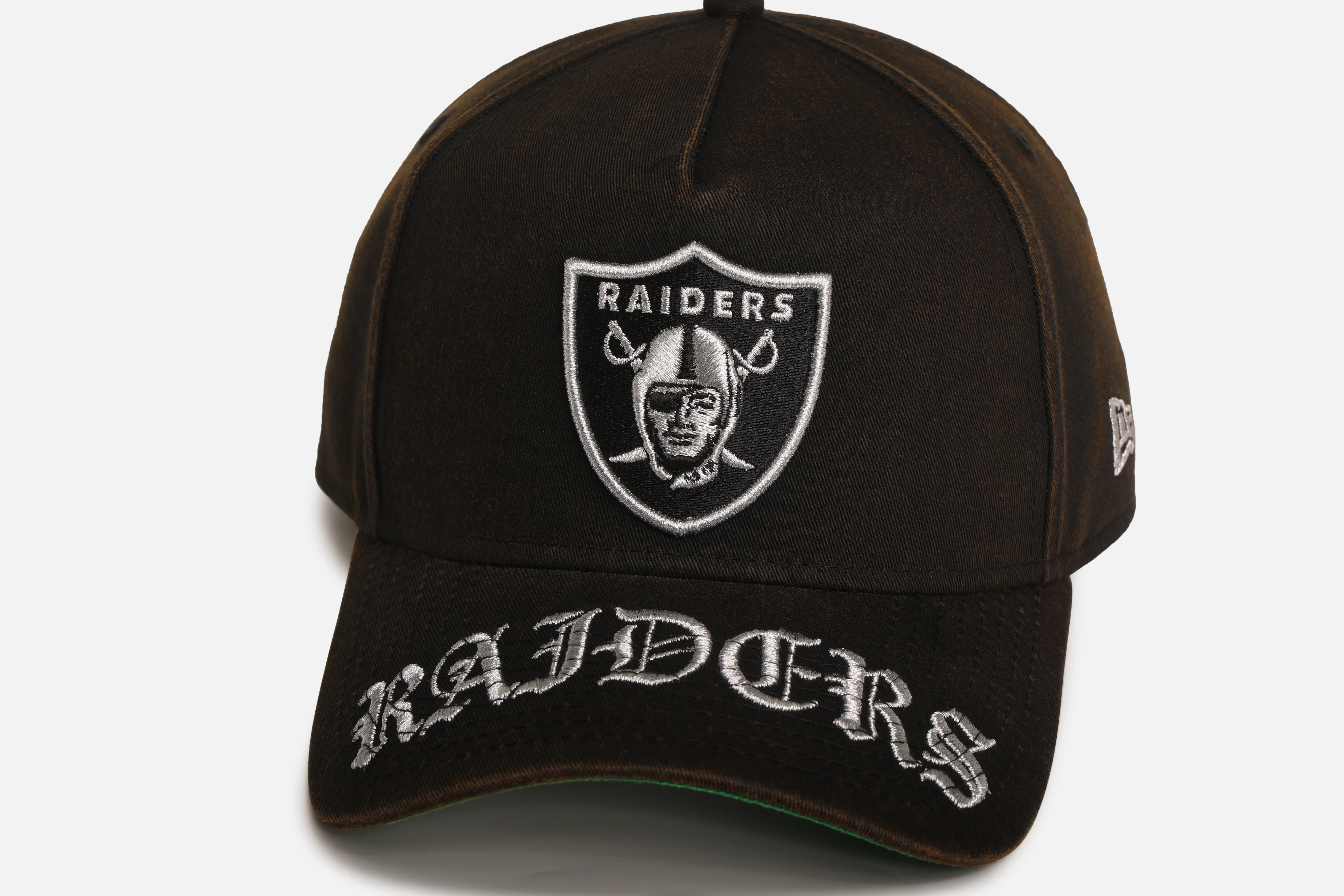 New Era Las Vegas Raiders 'Washed Gothic Visor' 9OFRTY A-Frame Snapback Black - Image 7