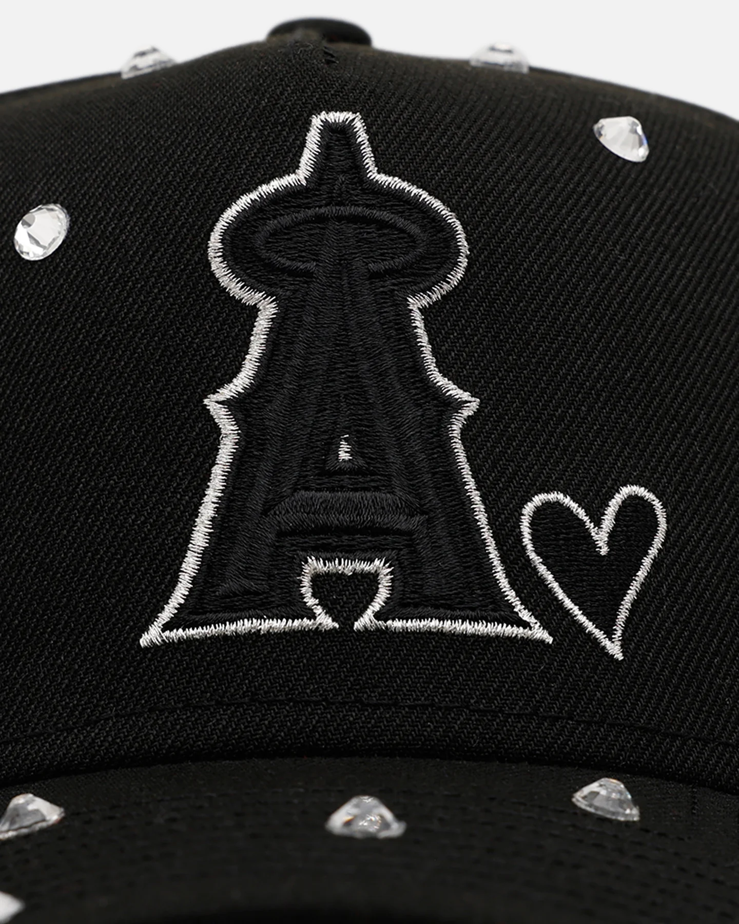 New Era Los Angeles Angels 'Black Satin Hearts' 9FORTY A-Frame Snapback Black - Image 5