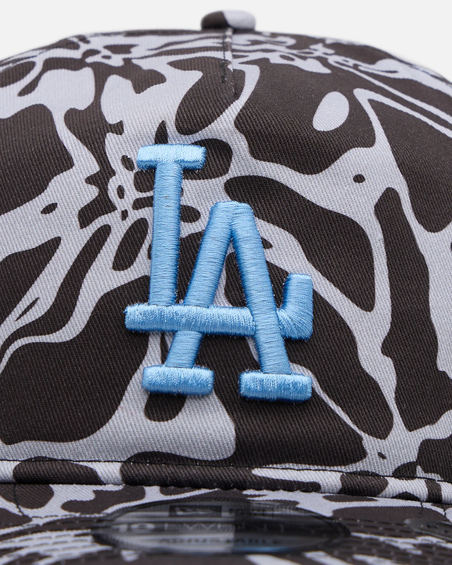 New Era Los Angeles Dodgers 'Brushed Cotton' 19TWENTY Strapback Black/Light Blue - Image 5